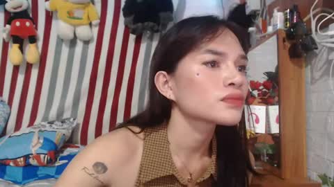 Ur Suraya22 online show from December 14, 4:30 pm