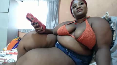 chubbybunnsv online show from March 3, 7:26 am