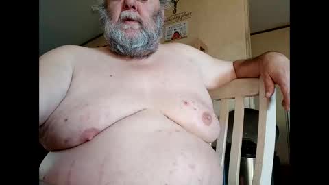 chubyluver11896 online show from November 6, 3:26 pm