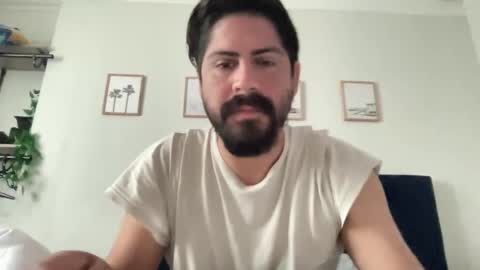 Alex online show from December 10, 1:55 pm