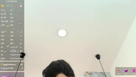 ...   ... online show from November 25, 7:07 am