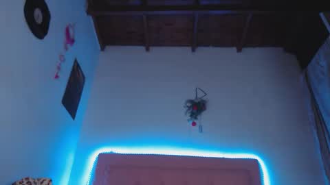 cicimom online show from February 15, 4:26 am