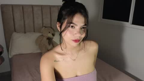 Mia online show from June 16, 4:16 am