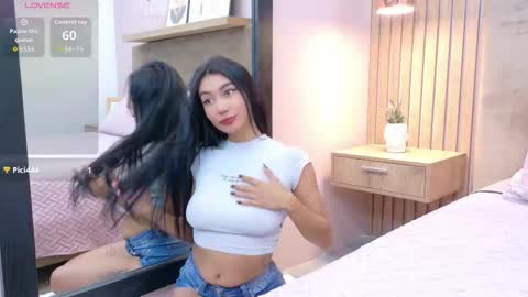 cielo rivera online show from September 25, 1:40 pm