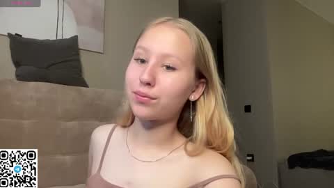 Cindy online show from July 22, 8:22 pm