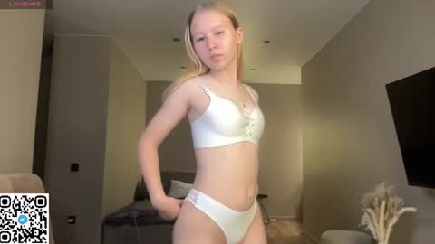 Cindy online show from July 20, 8:10 pm
