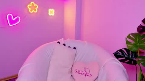 cindylovesmith online show from December 5, 3:39 am