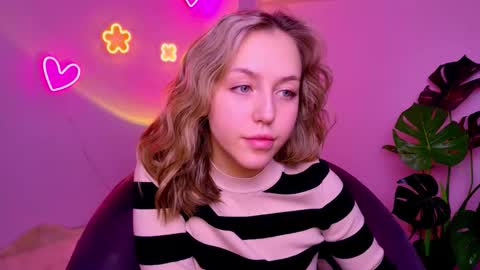 cindylovesmith online show from March 31, 3:40 am