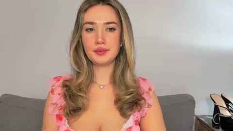 cindyprettywomen online show from September 24, 4:14 pm