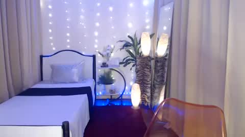 Cindy online show from March 11, 3:12 pm