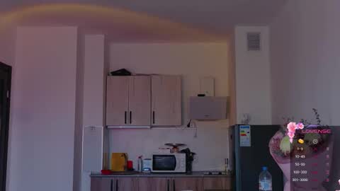 Maddy online show from March 13, 3:37 pm