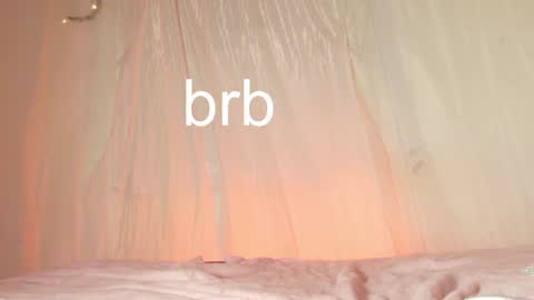 cinnamon__criss online show from January 22, 6:42 am