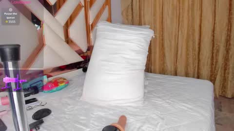 Cintia online show from November 4, 12:17 pm