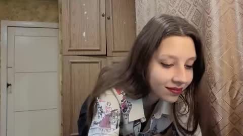 Lisa Salivan online show from December 1, 11:14 pm