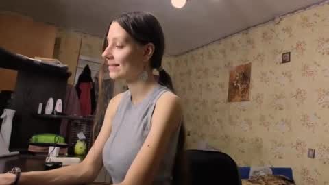 Lisa Salivan online show from November 3, 10:16 am