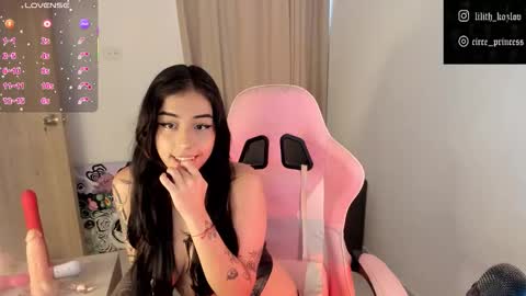 Paulina online show from November 7, 9:50 pm