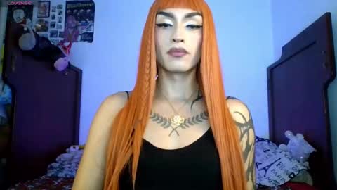 Snapshot of citry_tv chatting on December 22, 5:33 am Citrina Tallulah Vanexandra online show from December 22, 5:33 am