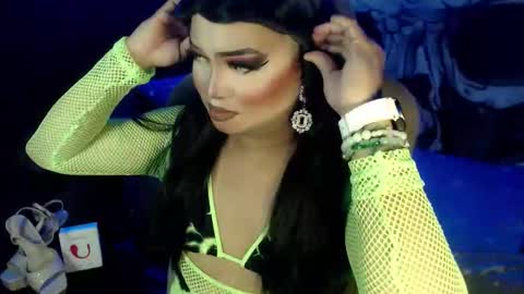 QUEEN CESS online show from November 12, 12:18 pm