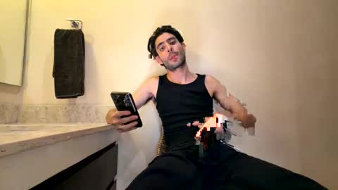 ckeefer96 online show from January 6, 10:47 pm