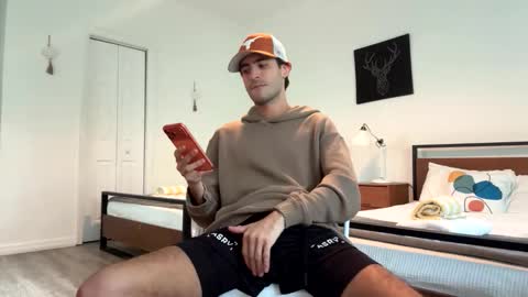 ckeefer96 online show from April 1, 7:55 pm