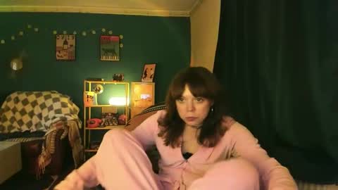 Clancy online show from October 31, 8:20 pm