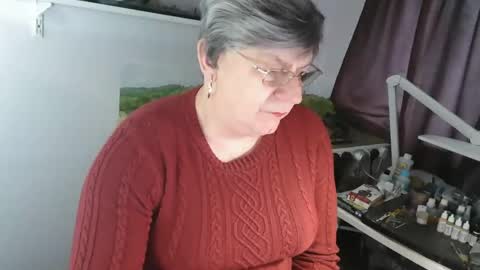 clare nylons online show from February 1, 8:22 am