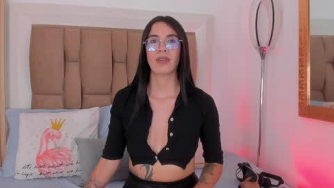 Mistress Clarisse online show from April 4, 7:10 pm