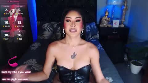 Snapshot of clarizamolina chatting on December 12, 10:02 am Clariza online show from December 12, 10:02 am