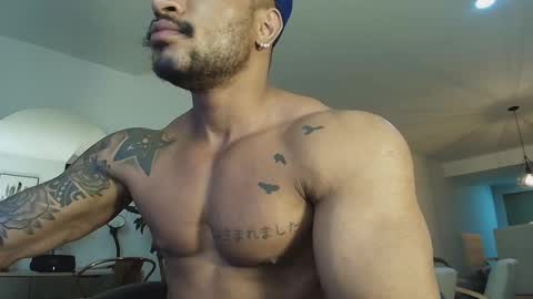 clark_strong online show from October 20, 8:58 pm