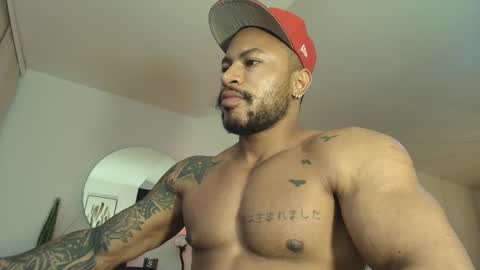 clark_strong online show from November 3, 8:21 pm