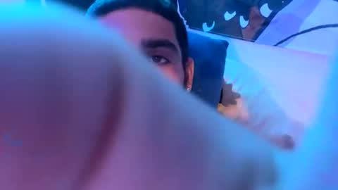 Snapshot of clarkshammer95 chatting on October 18, 4:33 pm clarkshammer95 online show from October 18, 4:33 pm