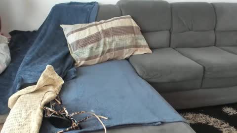 Angel online show from February 13, 11:57 am