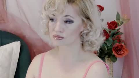 Classy Tinna online show from January 12, 5:03 am