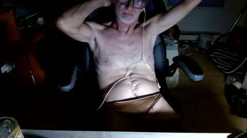 claude696920 online show from July 18, 12:56 am