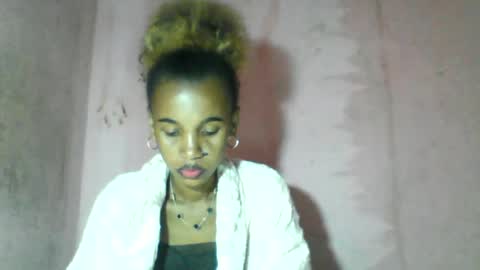claudianne online show from June 24, 7:54 pm