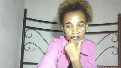 claudianne online show from April 17, 9:50 pm