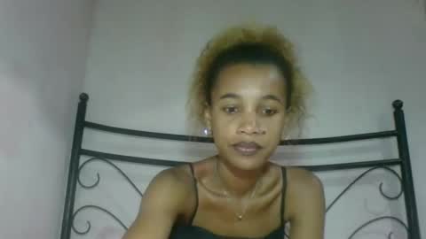 claudianne online show from March 8, 5:33 am