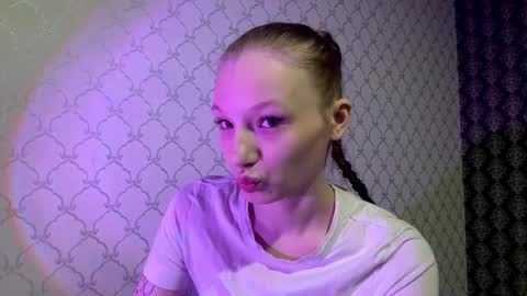 Cleo online show from March 13, 6:44 pm