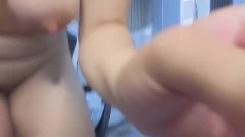 Clhoe online show from March 24, 8:15 pm