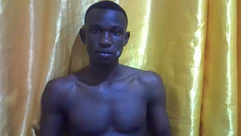 clive_damian online show from February 17, 10:31 pm