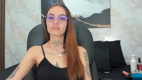 Cloe  online show from July 6, 3:03 pm