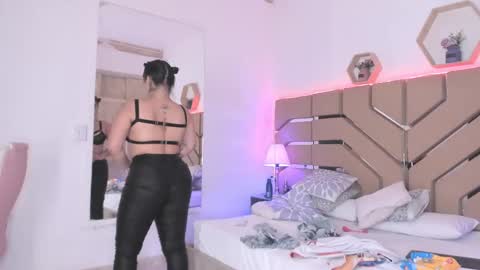 Cloe Online de 600 a 1400 online show from February 28, 6:09 pm