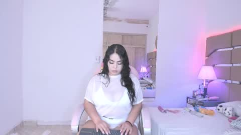 Cloe Online de 600 a 1400 online show from February 9, 8:34 pm