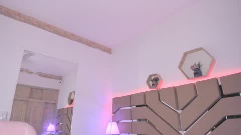 Cloe Online de 600 a 1400 online show from March 2, 2:43 pm