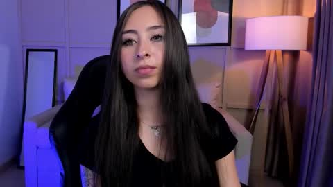 Cloe  online show from November 12, 10:12 pm