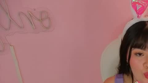 cloeparker_ online show from November 1, 11:42 am