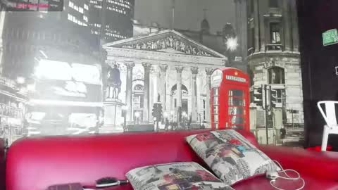 ---Cloe--- online show from January 9, 4:07 am