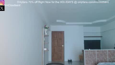 Snapshot of cloudsent chatting on February 14, 4:58 am  35 videos 50 pictures ---- IGTwitter ImCloudsent online show from February 14, 4:58 am