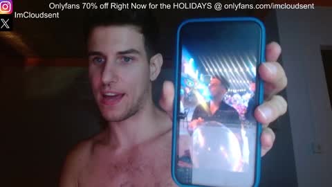 Snapshot of cloudsent chatting on December 23, 4:12 am  35 videos 50 pictures ---- IGTwitter ImCloudsent online show from December 23, 4:12 am