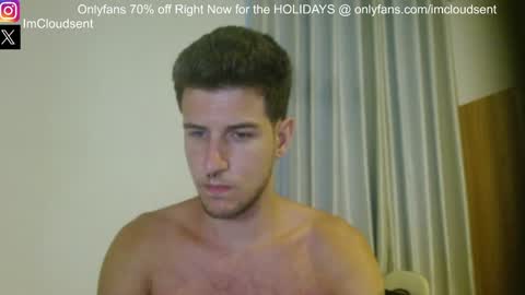 Snapshot of cloudsent chatting on January 2, 1:49 am  35 videos 50 pictures ---- IGTwitter ImCloudsent online show from January 2, 1:49 am